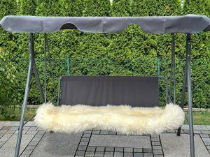 Sheepskins - Holland - b4