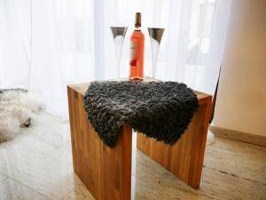 Sheepskins - Gotland - original-sheepskin-gotland-chair-pads