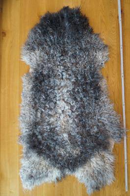 Sheepskins - Gotland - pleasant-sheepskin-adam-leather