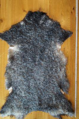 Sheepskins - Gotland - pretty-sheepskin