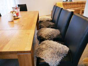 Sheepskins - Gotland - wonderful-sheepskin-chair-pads