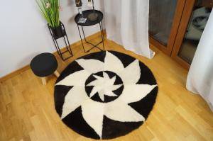Sheepskins - Round carpets - gorgeous-round-carpets-sheepskin-adam-leather
