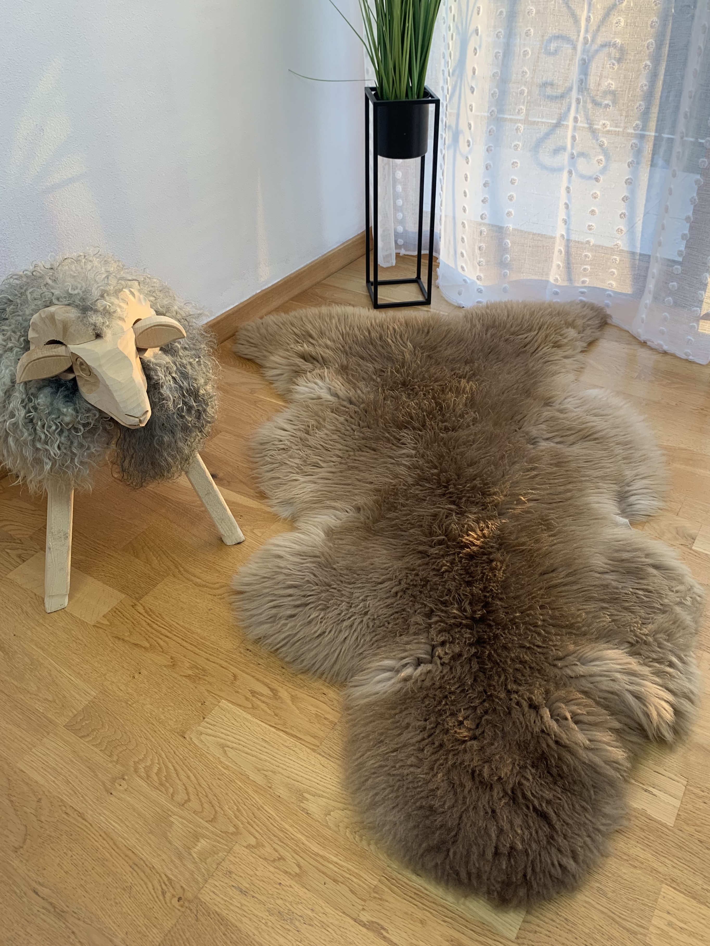 Sheepskins - Sheepskin - holland-brown-sheepskin-adam-leather
