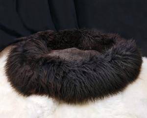 Sheepskins - Dog beds, dog basket - 352