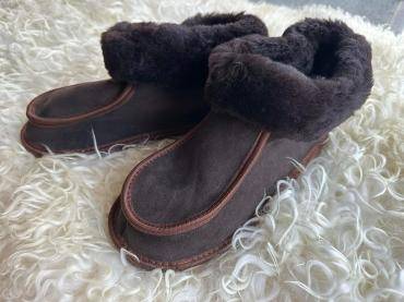 Slippers (7)