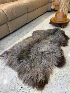 Natural polish sheepskins (5)